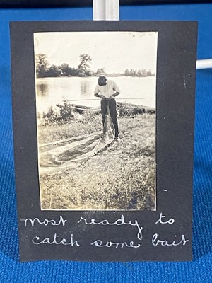 Man w/ a Fishing Bait Net Creston Iowa Antique 1910's Photo Lt#18