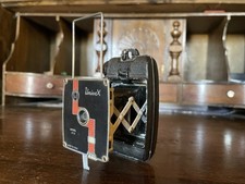Univex Model AF-2 USA 1930s camera with 1930s styling