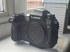 PANASONIC S1 - Great Condition