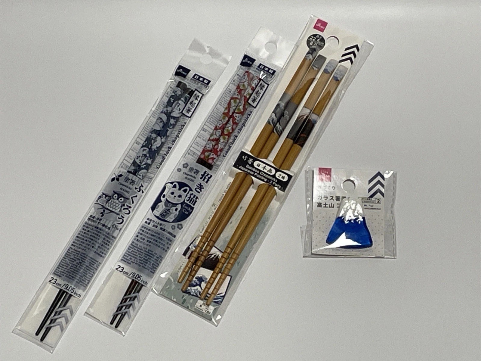 Lot4 New Daiso Japan Japanese chopsticks Paiting Lucky Cat and Owl with Mt Fuji