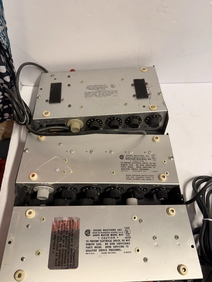 Mezclador de micrófono profesional Shure M67 M68FC mezclador LOTE COMO ESTÁ SIN PROBAR - Encendido Foto 3 de 4