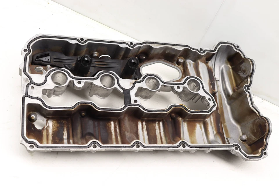 BMW 750LI 2009-2012 - Válvula del motor izquierda/cubierta de culata 7566286 Foto 3 de 4