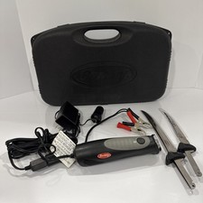 Berkley Fillet Fishing Knife Electric w/ Set of Blades Vehicle Plug Clips Case