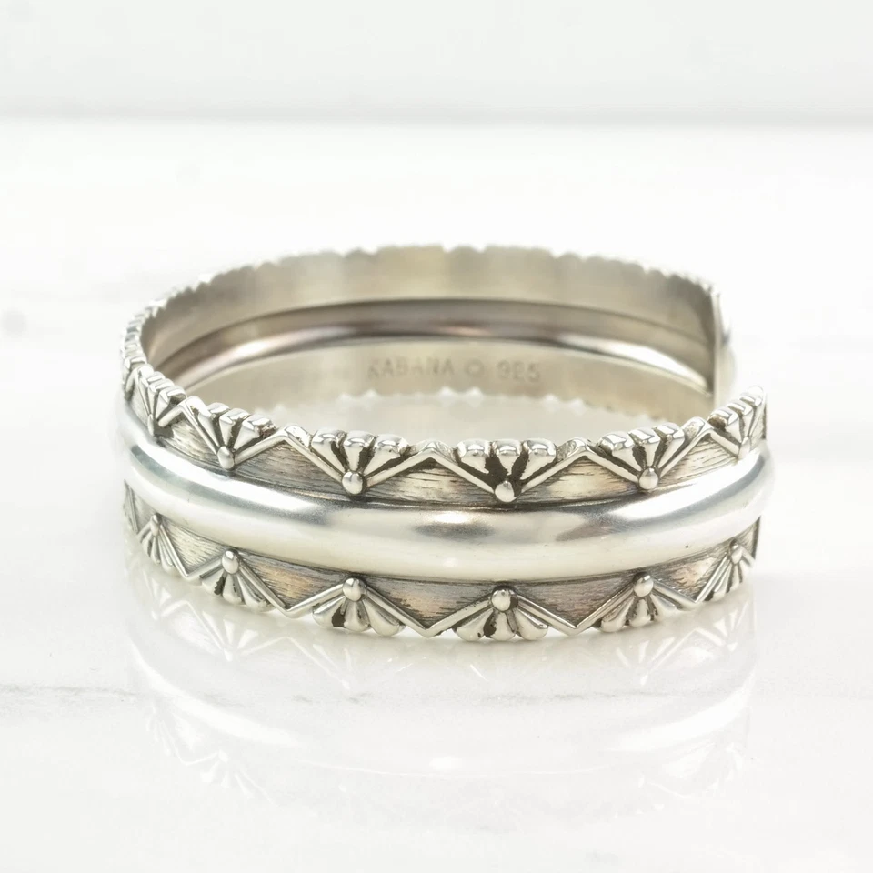 Brazalete Kabana de plata de ley ornamentado Foto 2 de 4
