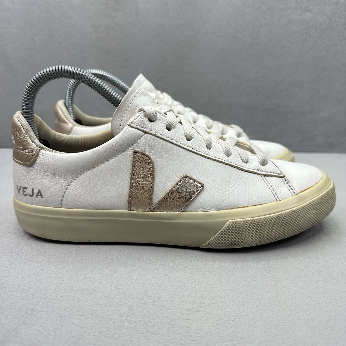 VEJA CAMPOスニーカー ホワイト☓ゴールド CAMPO LEATHER WHITE PLATINE | VEJA