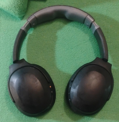 Skullcandy Crusher Evo Wireless Over-Ear Headband Headphones Black Used