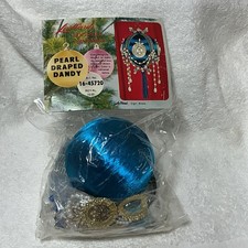 VINTAGE LEE WARDS CHRISTMAS ORNAMENT KIT ART NEVER OPENED , PEARL DRAPED DANDY