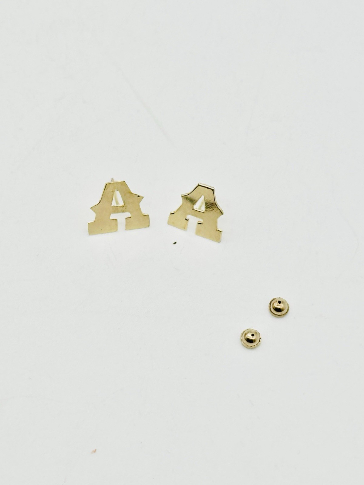 14K Solid Yellow Gold Letter A Initial Stud Stamp… - image 3