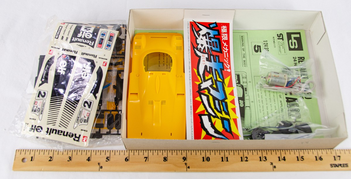 Rare Vintage LS 1:24 Scale Renault Alpine A442-B Plastic Model Car