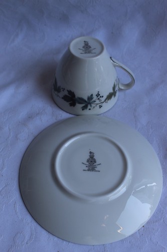 Royal Doulton Borgoña TC1001 Juego de 4 TAZAS Y PLATILLOS 7,5 cm tazas - Imagen 6 de 8