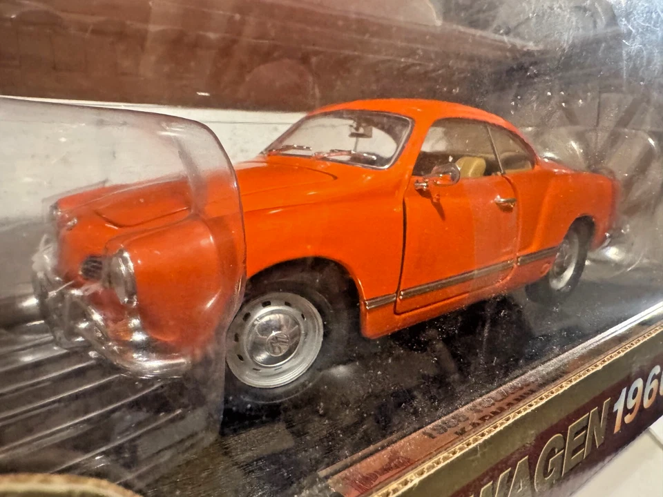 Road Legends 1:18 VW Karmann Ghia Orange Volkswagen Die Cast 1967 1/18 Stand Box - Image 2 of 3