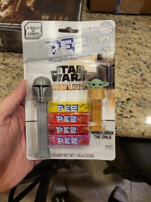 Set Of Two Star Wars PEZ Candy & Dispenser - Mandalorian and Grogu