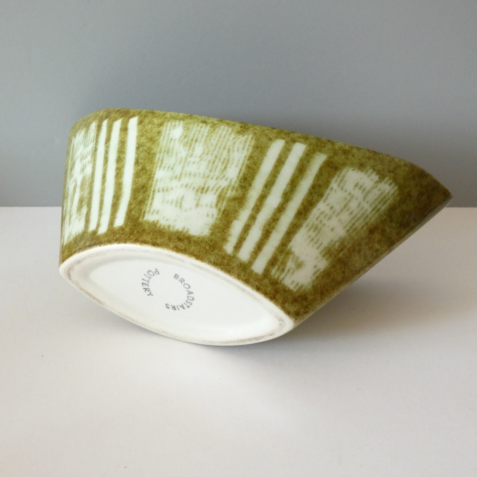 Vintage Broadstairs Pottery Mantle Vase Abstract Mid Century Modern