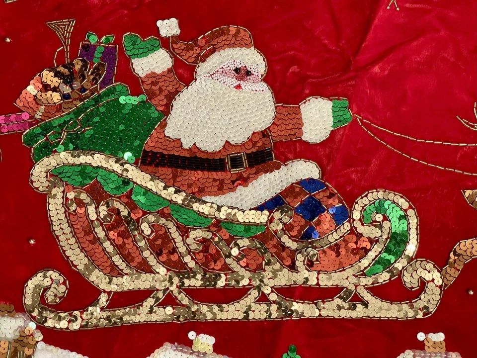 53" Classic Christmas Santa and Reindeer Tree Skirt Neiman Marcus - Image 3 of 4