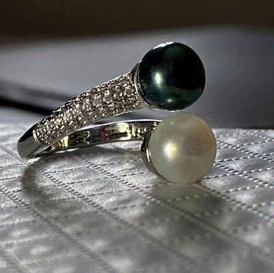 Sterling Silver 7-8MM Black & White Freshwater Pearl Ring 14k Platinum Plated