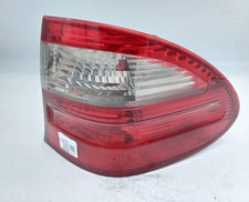 Pfostenleuchte. Ostteil. Rechts MERCEDES-BENZ Classe E (W/S211) 500 V8 4Matic SW