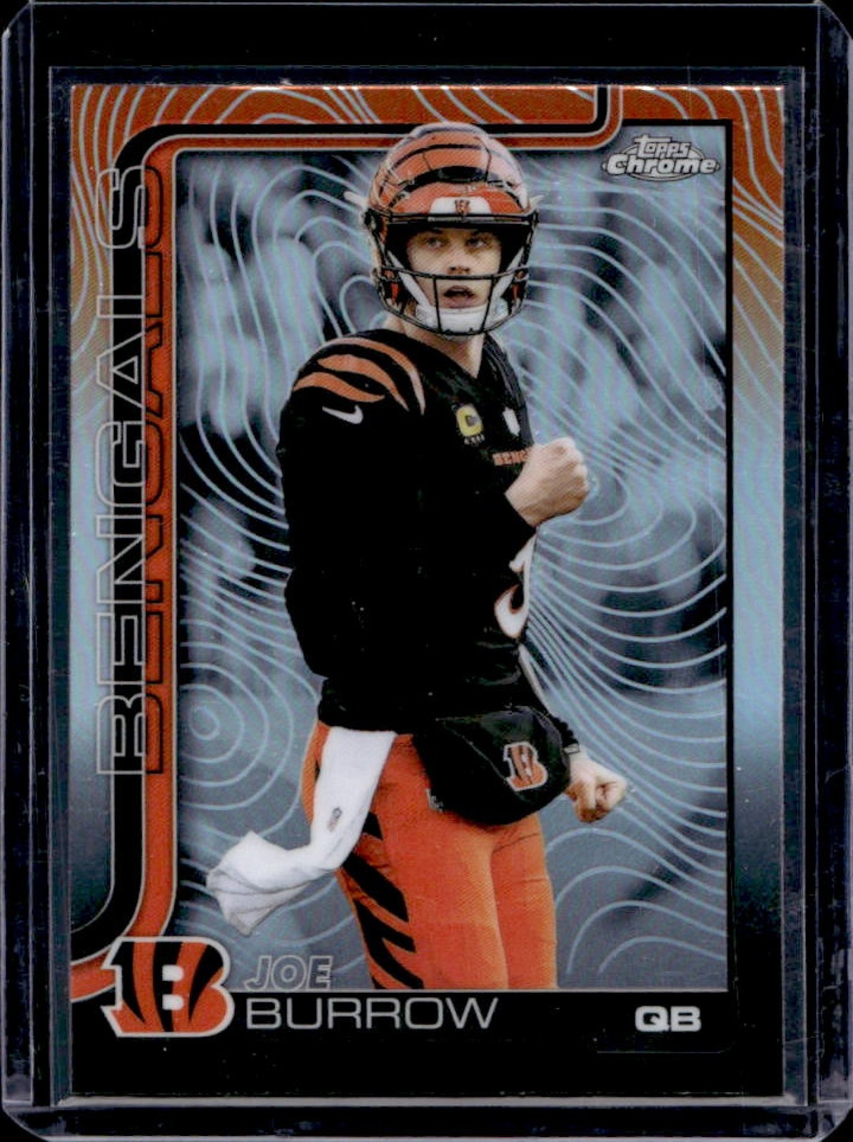 2025 Topps Chrome Joe Burrow Etch Variation SSP #61 Bengals