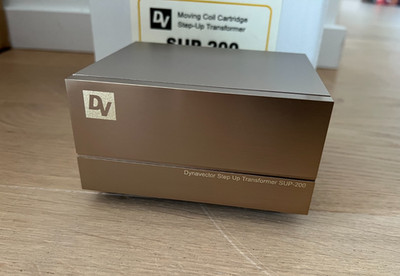 Dynavector SUP-200, Step-Up Transformer  SUP200