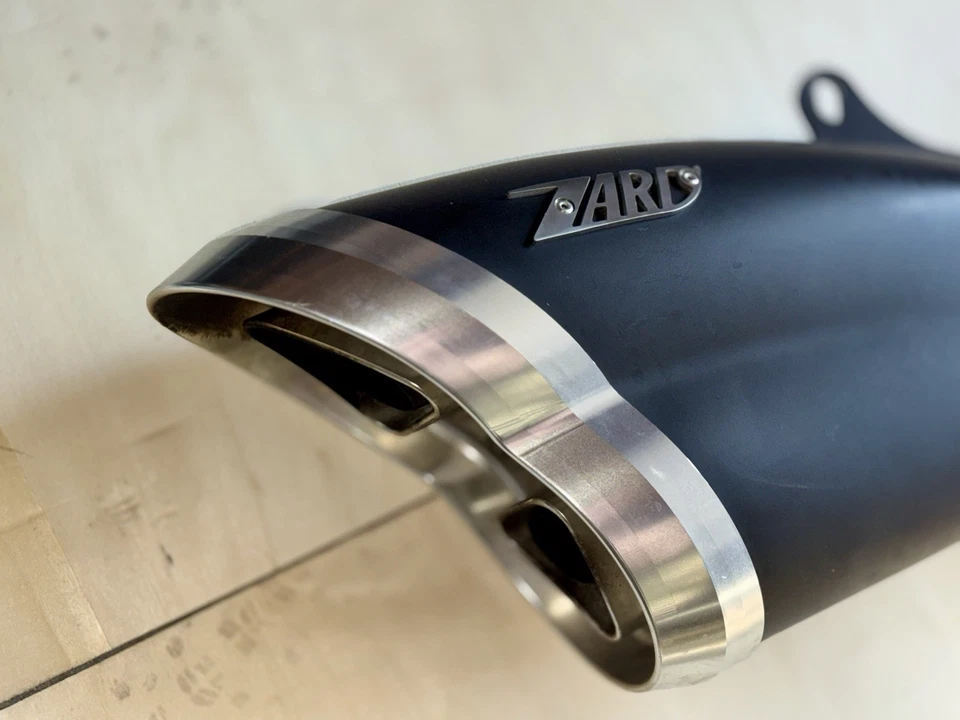 Silenciador sin cordones Zard - Ducati Diavel Foto 3 de 3