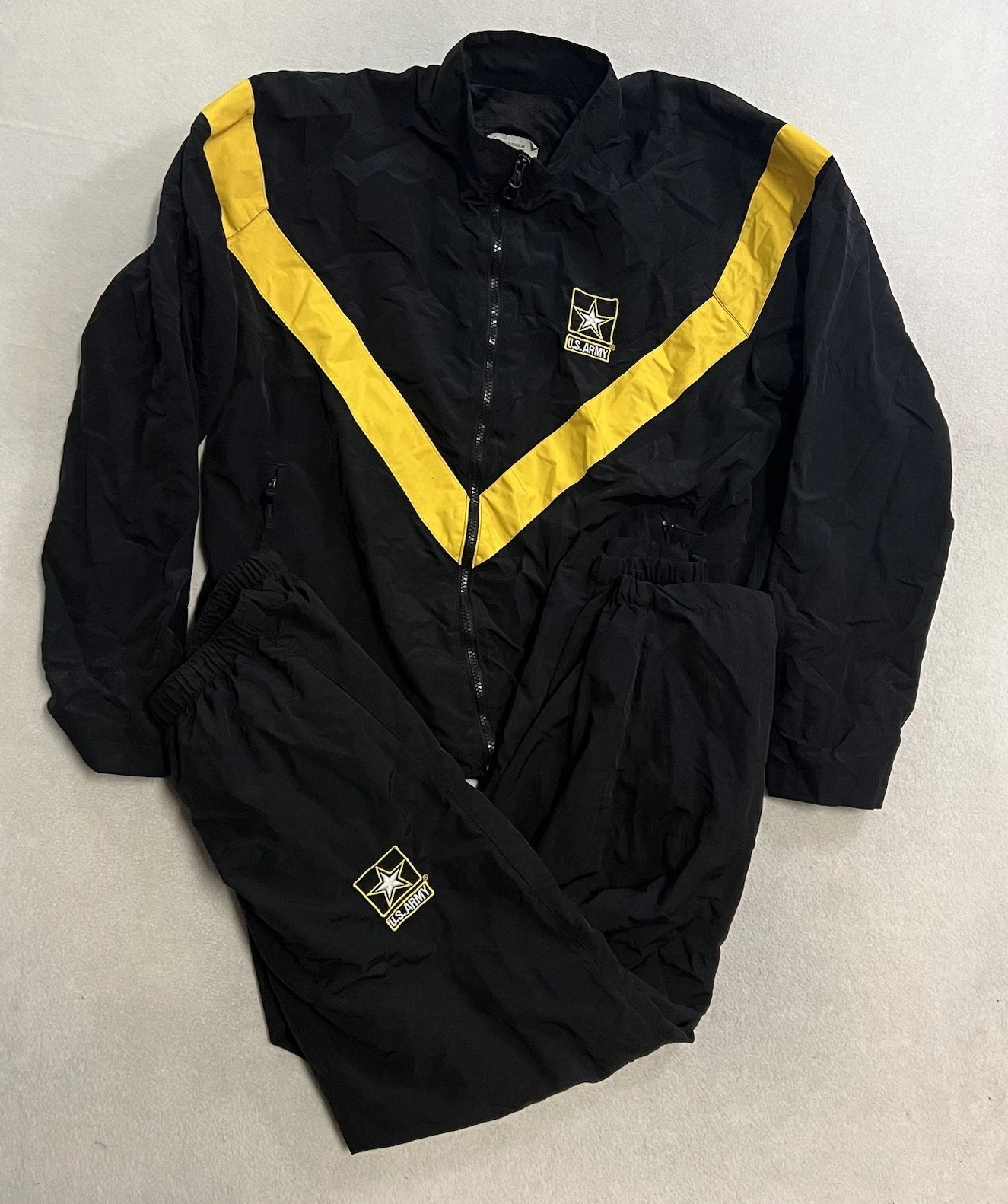 U.S. Army Tracksuit Jacket Pant Set Men Medium APFU Physical Fitness Uniform GUC