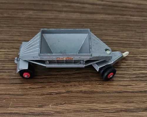 Vintage Matchbox Lesney Major Pack M4 Fruehauf Hopper Trailer (Made in England)