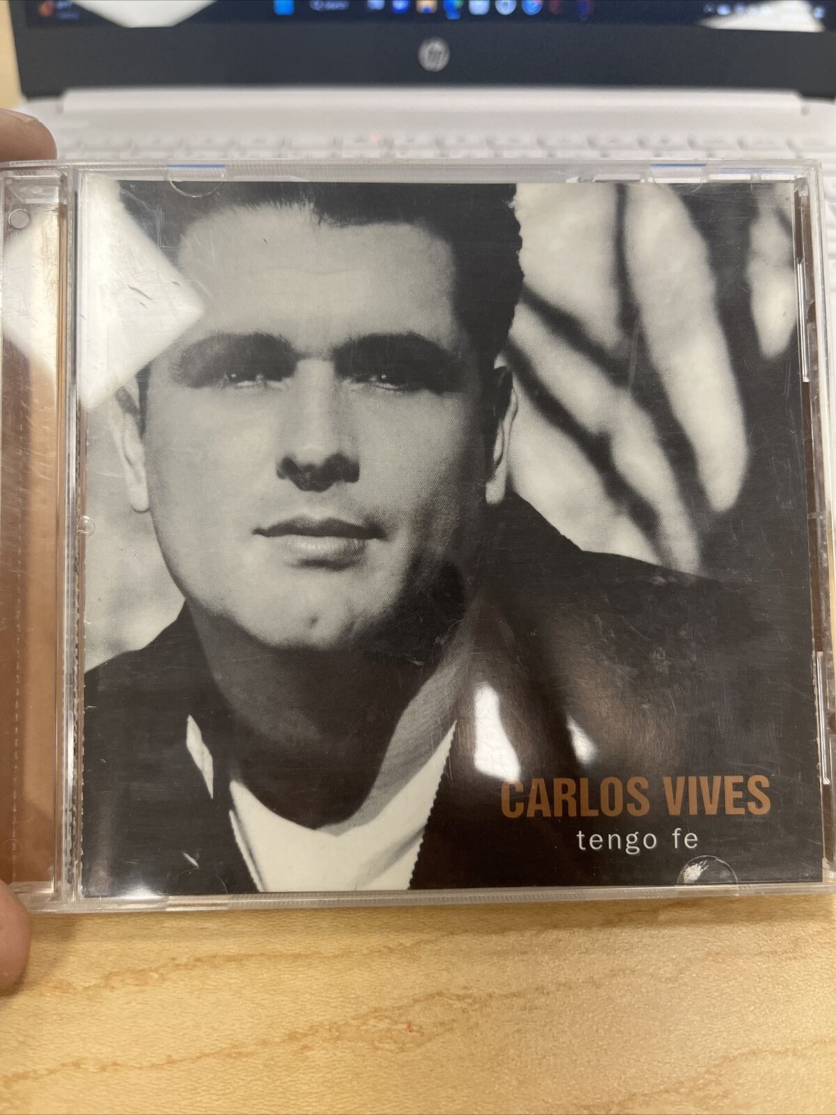 CARLOS VIVES:  TENGO FE - MUSIC CD (R8)