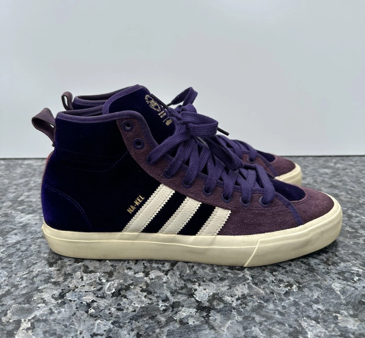 adidas gazelle silver green womens Adidas Campus 00s | Men's | (Denim) Navy/White