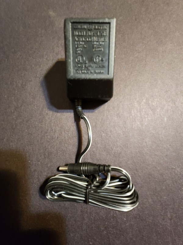 General Electric AC/DC Converter model 5-1751B 120v 60hz 5w output DC3W