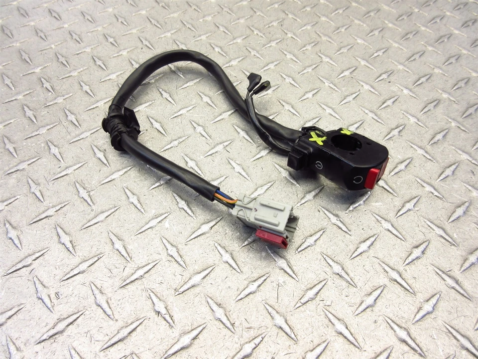 Interruptores de control de manillar derecho Honda CBR600RR CBR 600RR 2007 07-08 FABRICANTE DE EQUIPOS ORIGINALES Foto 3 de 4
