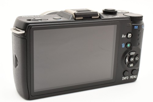 [2570 Auslösungen] PENTAX Q10 DSLR-Digitalspiegelreflexkamera 5–15 mm f/2,8–4... - Bild 9 von 12