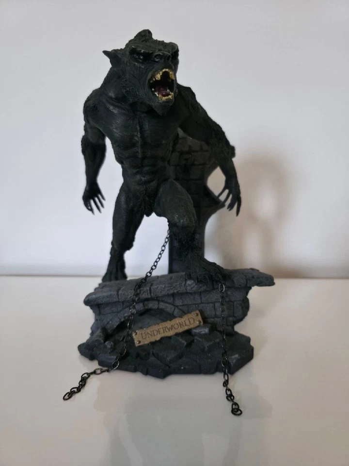 Underworld Quadrilogy Ultimate Hero Pack Bluray Steelbook Lykaner Statue Limited - Bild 1 von 4