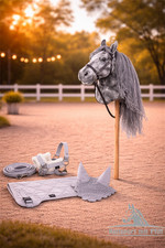 Hobby Horse Steckenpferd+Trense+Halfter Set+Haube+Decke und Pferdepass grau