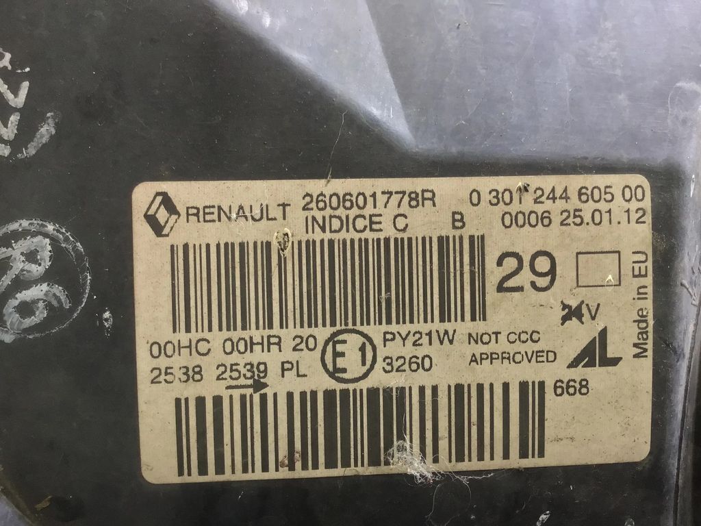 2012-2016 Mk3 Renault MEGANE Headlight LH Passenger Side  