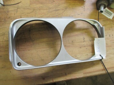 Ford Capri MK3 Blende Abdeckung Scheinwerfer vorne links 78EG13049AA