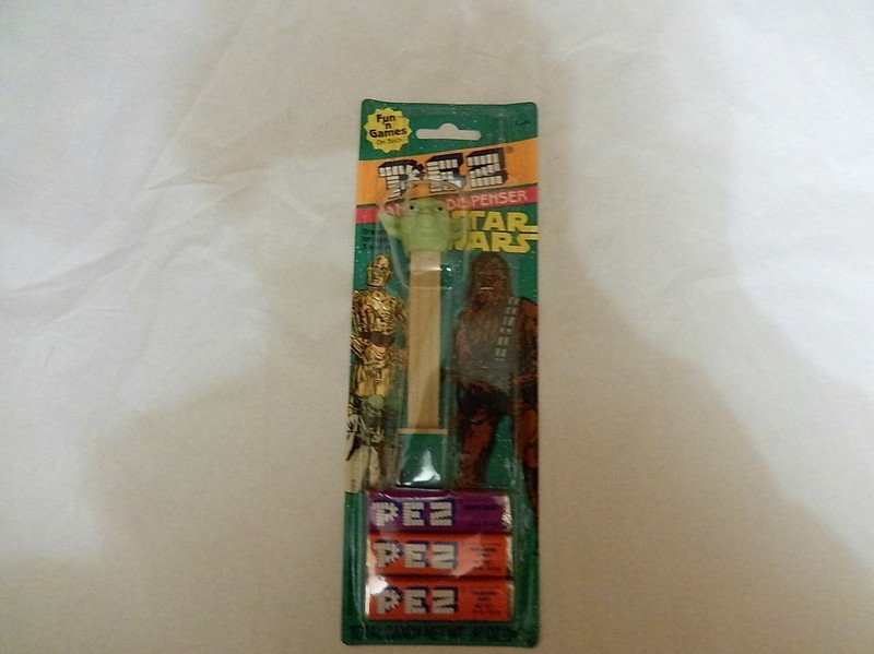 PEZ STAR WARS YODA