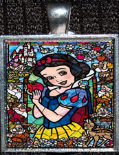 Snow White Princess Disneyland Disney WDW Silver Pendant Necklace