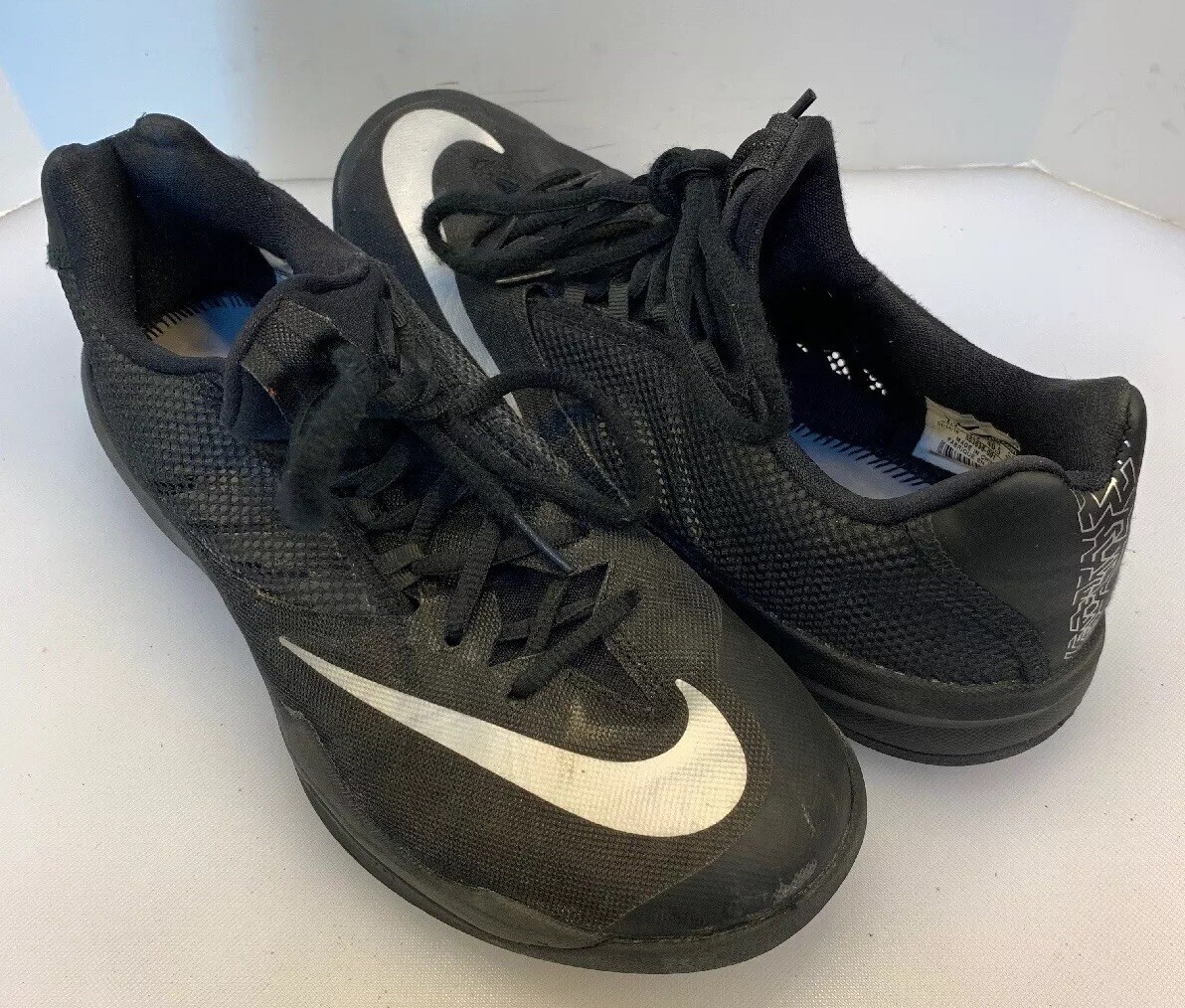 Nike Men 7.5 Zoom Run The One Black Metallic Silver Low Top 