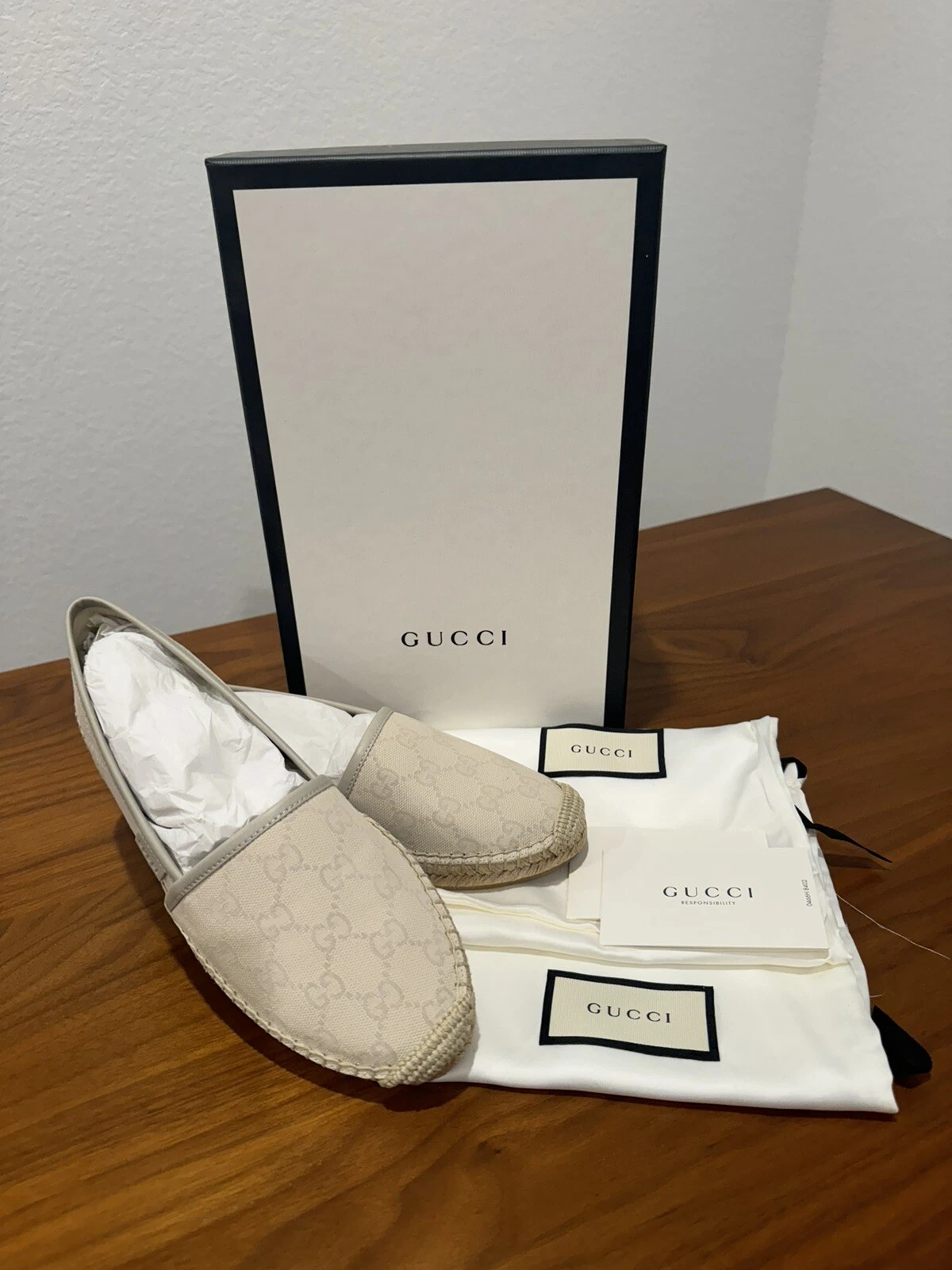 AUTHENTIQUE espadrilles Gucci GG toile et cuir femme taille 37 en blanc mystique