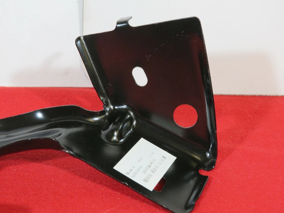 Soporte de refuerzo delantero izquierdo MOPAR DODGE RAM 1500 2500 3500 4500 5500 Foto 2 de 4