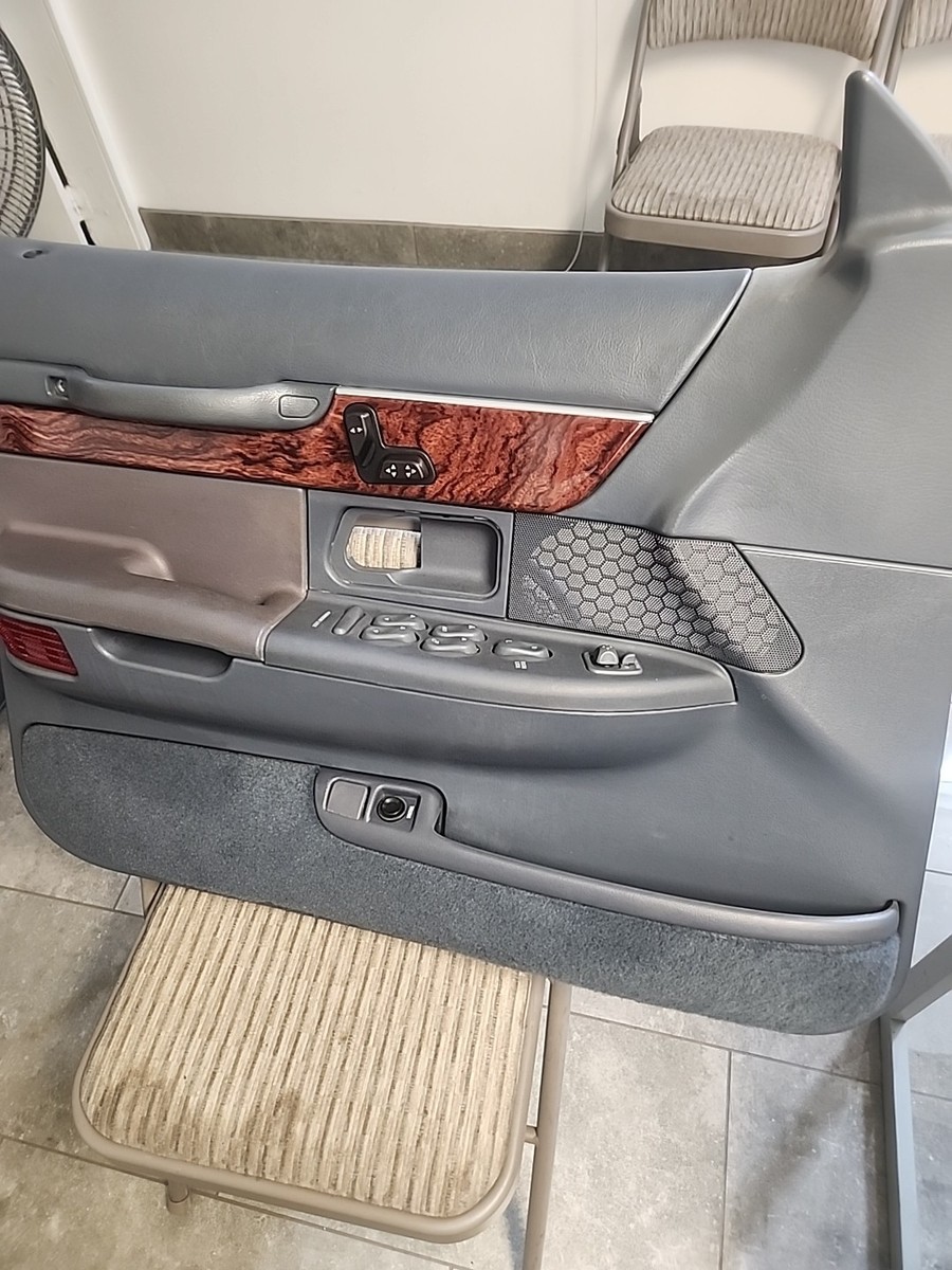 BLUE 1998-2002 MERCURY GRAND MARQUIS Driver Front Door Panel Trim