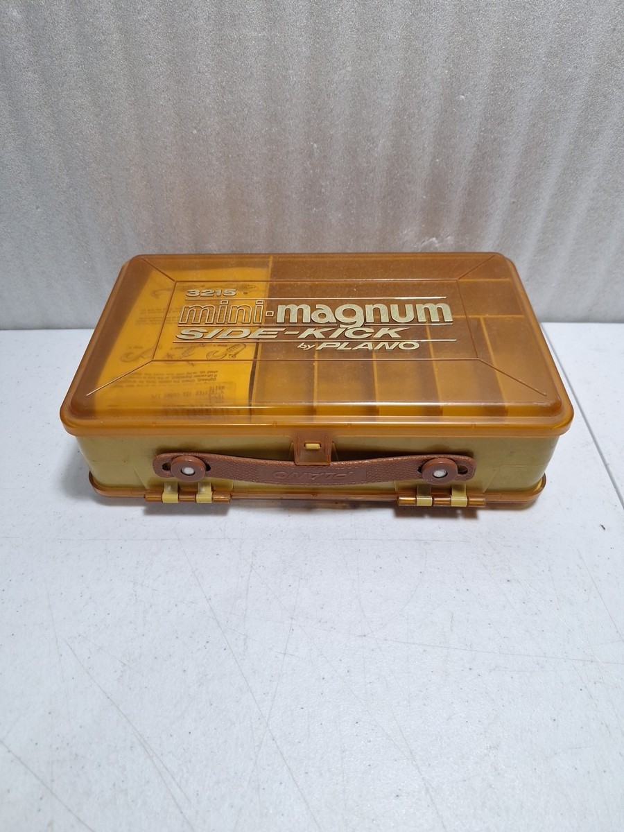 Boîte à Pêche Vintage PLANO 3213 Mini-Magnum Pocket Pak - Or, 13 Compartiments - USA