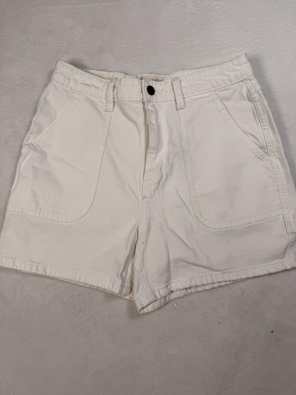 Universal Thread Denim Shorts Womens 4/27 White High Rise Utility Pockets Summer
