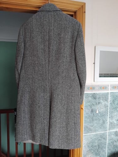 Men's Harris Tweed Bespoke Overcoat Brilliant Condition - Picture 5 of 7