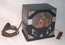ORIGINAL c. 1933 EMERSON 410 MICKEY MOUSE 4 TUBE RADIO - COMPLETE & ALL ORIGINAL