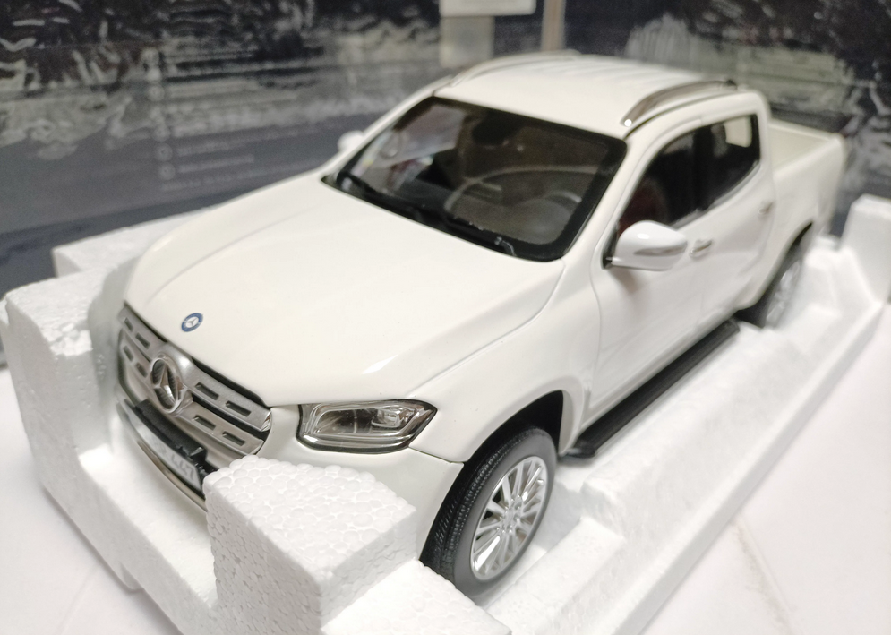 NOREV 1/18 メルセデス・ベンツ X-Class 2017-2018 NOREV 1/18 メルセデス・ベンツ X-Class 2017-2018