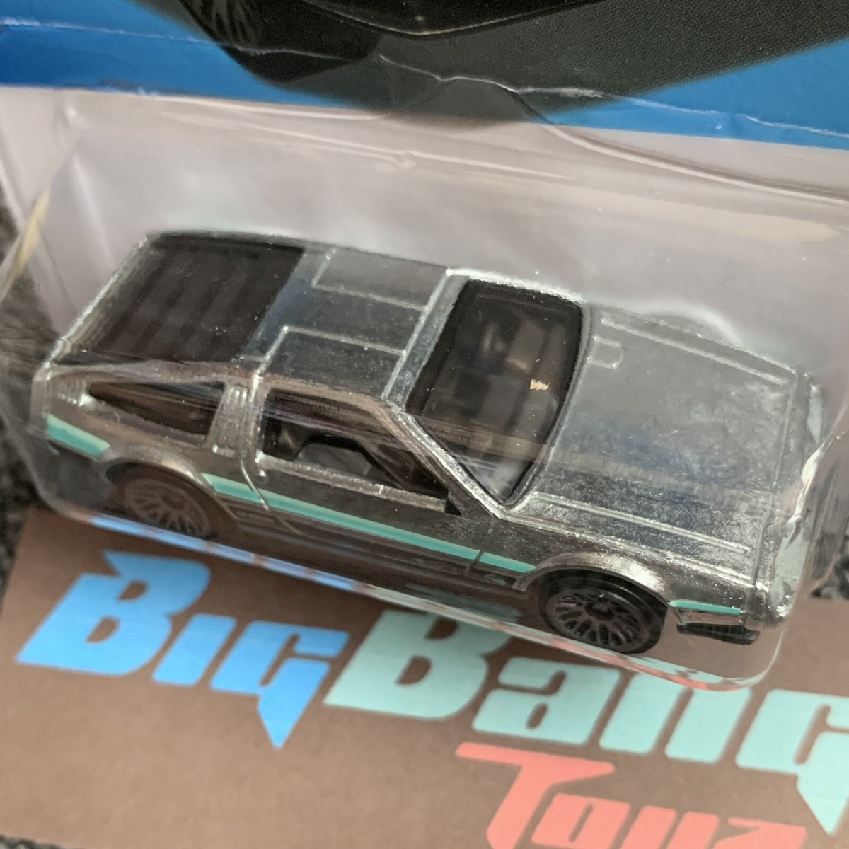 Hot Wheels DMC DELOREAN #236 Mainline 2024 Case N Treasure Hunt