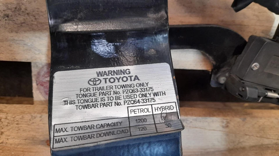 TOYOTA CAMRY TOWBAR ASV50/AVV50, 11/11-05/15 - image 2 of 4