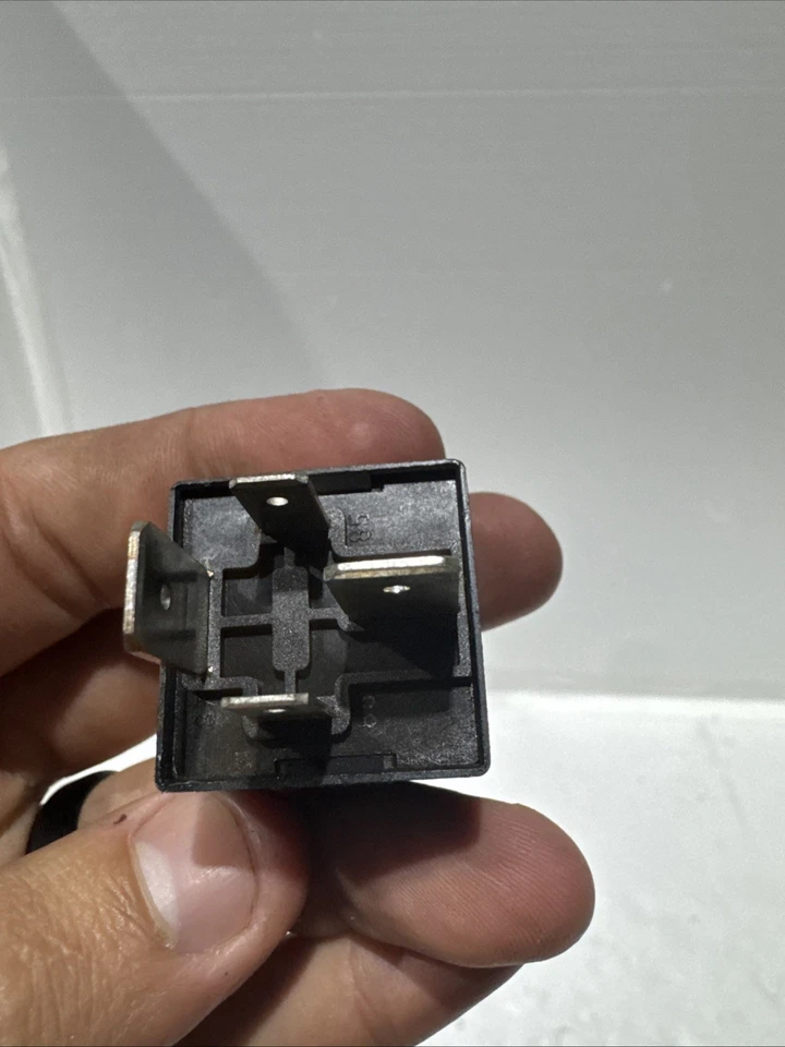 Opel/Módulo Relé/13245094/692.31 Foto 4 de 4