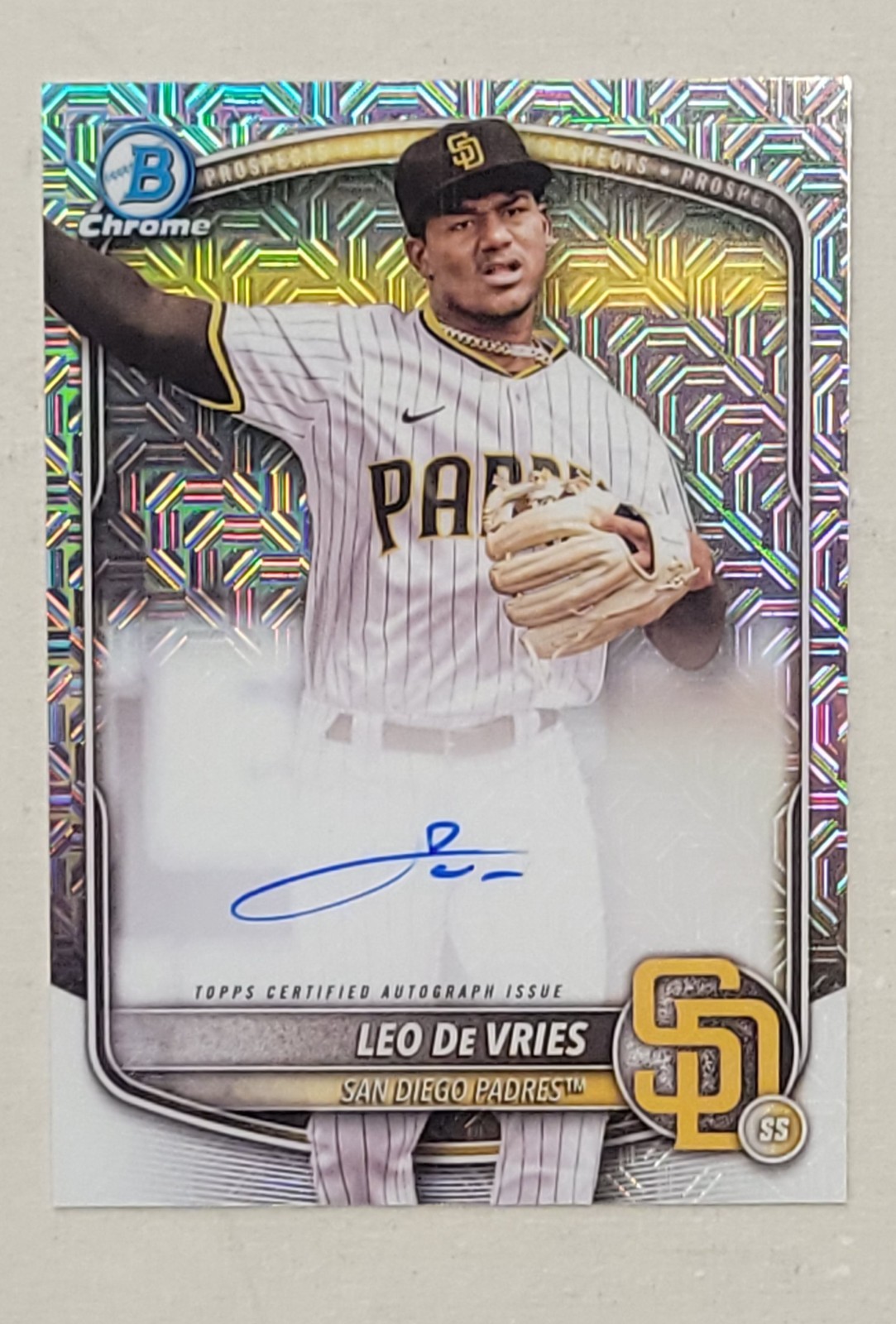 2025 Bowman Chrome Mega Mojo Refractor Auto Leo De Vries #BMA-LD Padres C413