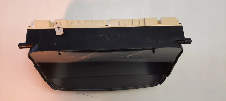 Cuadro de instrumentos velocímetro VW Jetta 1997 Foto 4 de 4